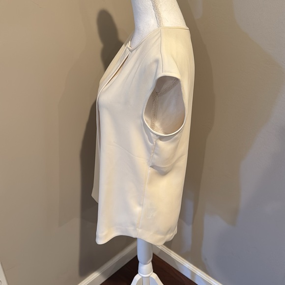 J Crew NWT sleeveless popover top with front inverted pleats - Picture 5 of 12